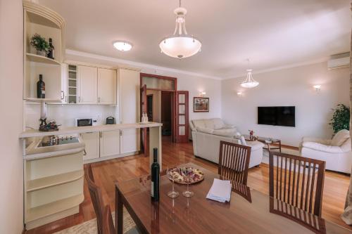 Apartman 10