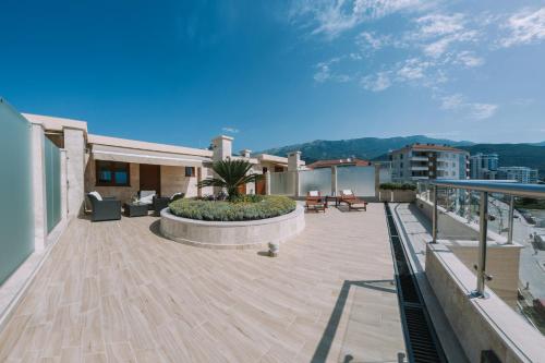 Pogled 3